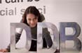 Elena Carella entra in DDB