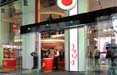 Vodafone apre un nuovo store a San Babila e lancia Smart PASS