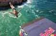 Orlando Duque è di nuovo campione di tuffi alla Red Bull Cliff Diving