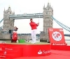 NEWS DALL'ESTERO (UK) - Rory McIlroy in Santander Thames stunt