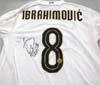 All’asta su Ebay le maglie autografate di Ibrahimovich e Toldo