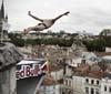 Il tuffo di Ignatenko vince la prima tappa Red Bull Cliff Diving