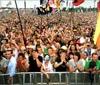 UK - Live music events boost UK economy by £864m 