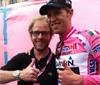 Garmin mette la maglia rosa all'asta in favore dell'Emilia