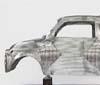 L’iconica Fiat 500 alla mostra ‘In Reverse’ di Ron Arad alla Pinacoteca Agnelli