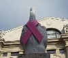 #ilditorosa, Lilt Milano veste il dito di Cattelan in Piazza Affari