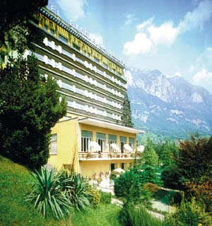 Hotel-esterno-giorno copia.JPG