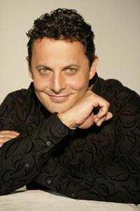 Enrico Brignano br copia.JPG