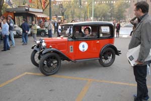 macchinaassurda copia.jpg