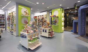 Interno shop Imaginarium copia.JPG