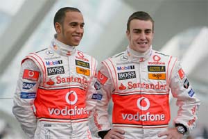 mclarenhamiltonalonso copia.JPG