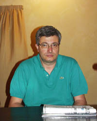 colgarzi.JPG
