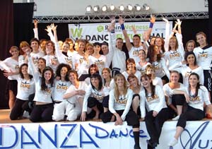 rw2006danza01 copia.JPG