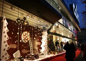 vetrina coin_5 giornate_l copia.JPG