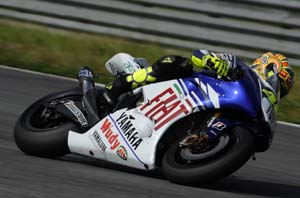 valentinoYamaha.JPG