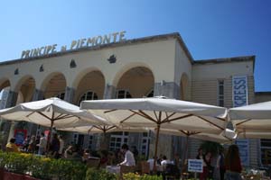 centrocongressiviareggio.JPG