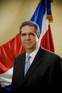 Ministro Dominicano copia.JPG