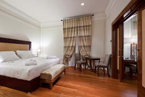 UNA_Hotel_Roma_suite copia.jpg
