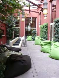 respacelounge3.jpg