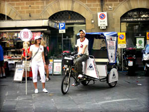 free taxi a pedali Le coq copia.JPG