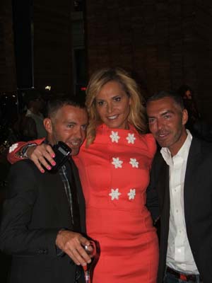 Simona Ventura e i gemell copia.JPG