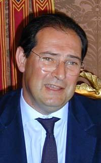 Presidente Galan copia.jpg