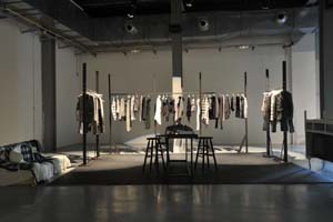 WHITE Homme copia.JPG