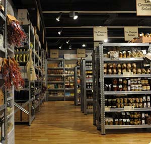 mercato_scaffali copia.jpg