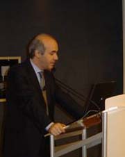 foto_jarach2 copia.jpg