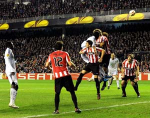 SEATsponsorsUEFA copia.jpg