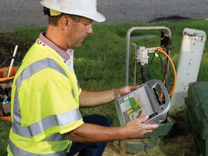 Panasonic CF-H1 Silver GPS.jpg