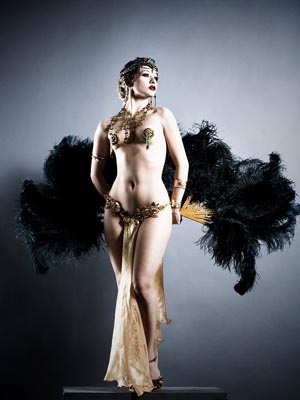 burlesque copia.JPG