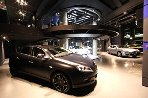 motorvillage3 copia.jpg