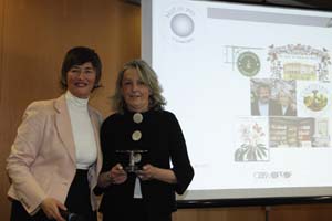 GREEN AWARDlight copia.jpg