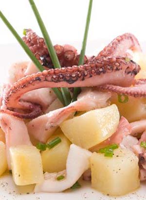 octopus-and-potatoes-warm copia.jpg