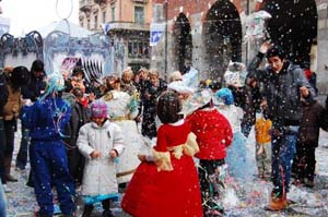2009-03-03_carnevale_a_milano_thumbnail copia.jpg