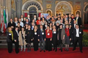 Gruppo partecipanti copia.jpg