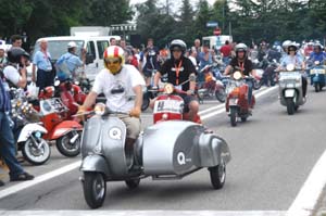 01 Parata Vespa copia.jpg