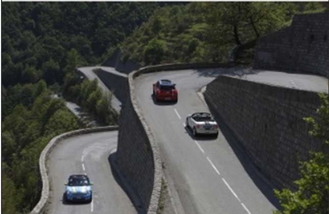 Senza titolfffo-4 copia.jpg