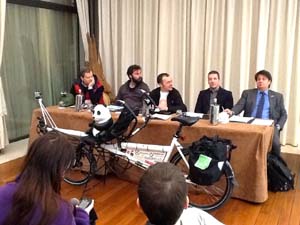 conferenza_radiobici copia.jpg