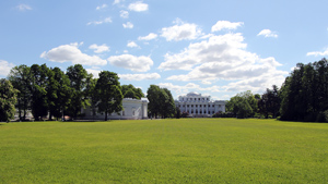 Kirov Park Yelagin Island300.jpg