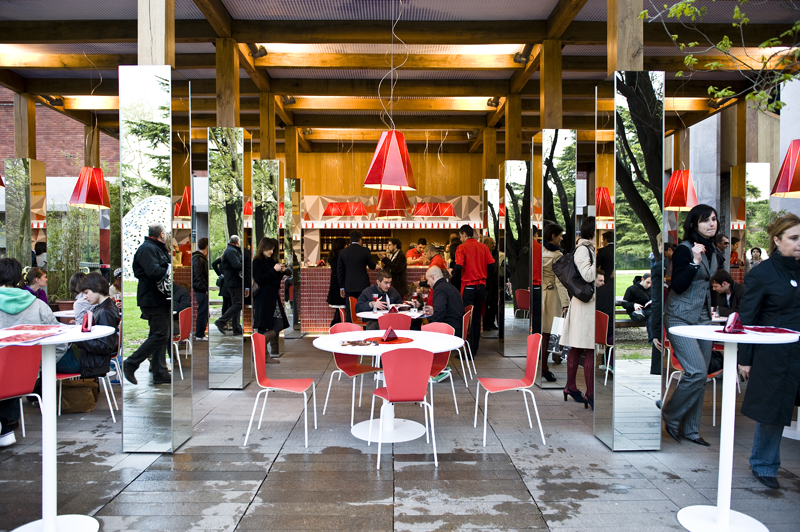 01- Camparitivo in Triennale.jpg