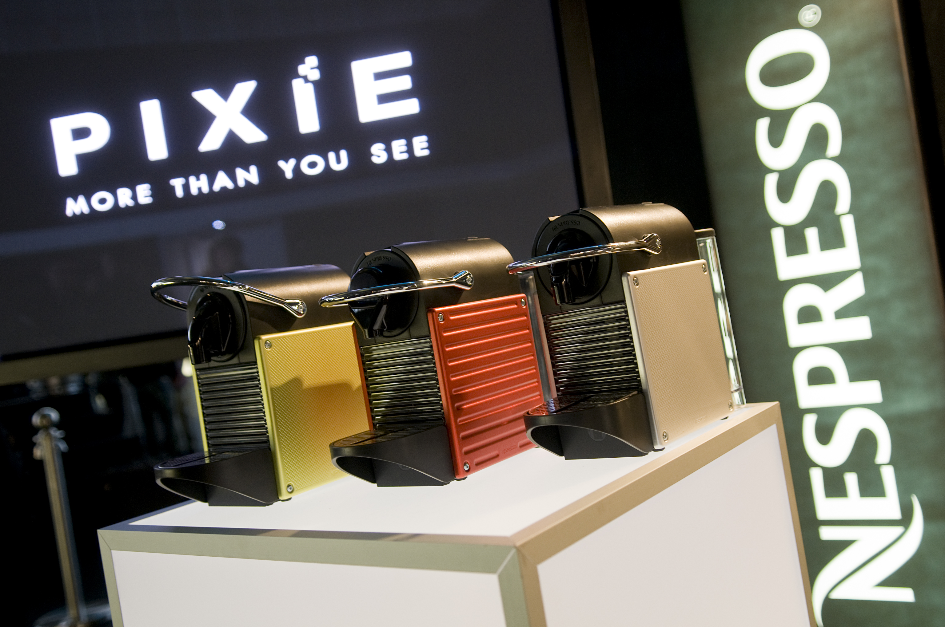 BOXDEIDEAS-NESPRESSO PIXIE (2).jpg