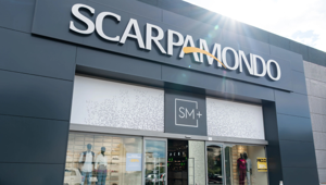 Industree Hub firma l’identità del nuovo concept SM+ di Scarpamondo. On-air la campagna di lancio multicanale dal claim “Il tuo store di sempre in versione PLUS”