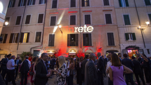 Inrete festeggia l'estate con un evento esclusivo a Roma nella “sua" Piazza di Pietra