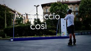 Dove presenta a Milano “Mi piaccio così”: l'installazione luminosa per annunciare l'evento "La Giornata dell'Autostima"