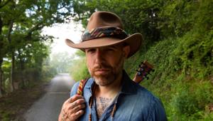 ‘Torno a Casa’: il viaggio di Jack Jaselli lungo la via Francigena prodotto da Willy The Whale in onda su Real Time