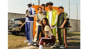 Kappa celebra lo spirito di squadra con Emis Killa, Chadia Rodriguez e Fresh Mula. Idea creativa di Errani Studio