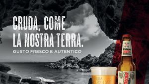 Ichnusa omaggia il muralismo sardo con un'etichetta d'autore firmata dall'artista Maurizio Brocca