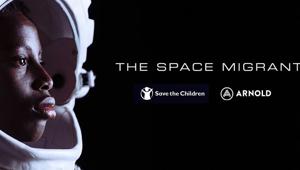 Save the Children e Arnold Worldwide mandano un giovane migrante nello spazio